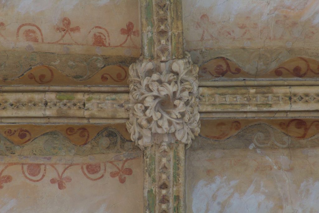 Image of central boss of transverse arch in south transept at Lincoln