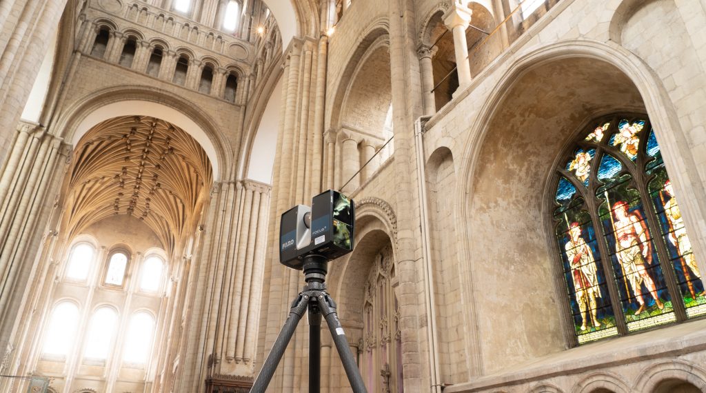 Image of laser scanner in use at Norwich Cathedral